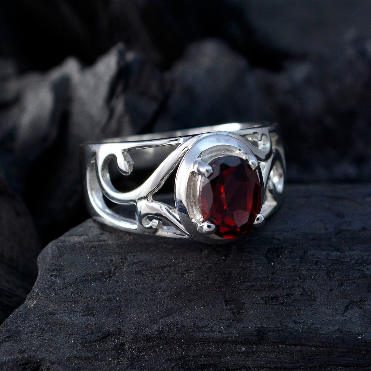 Emma Filigree Red Solitaire Ring