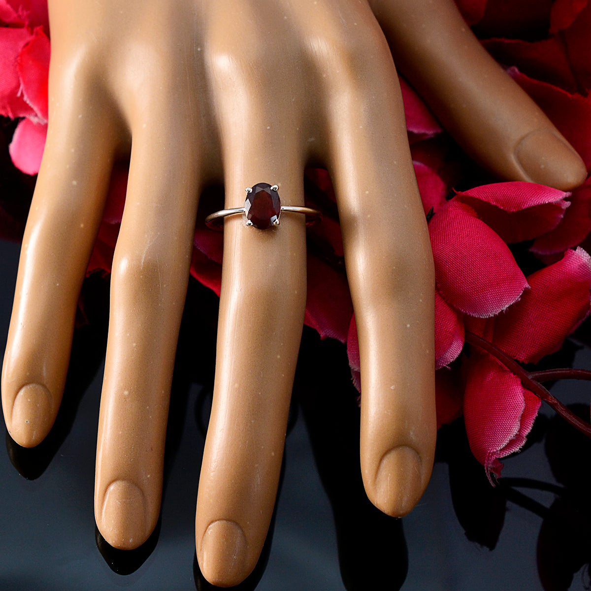 Li Lee Sophisticated Red Solitaire Ring
