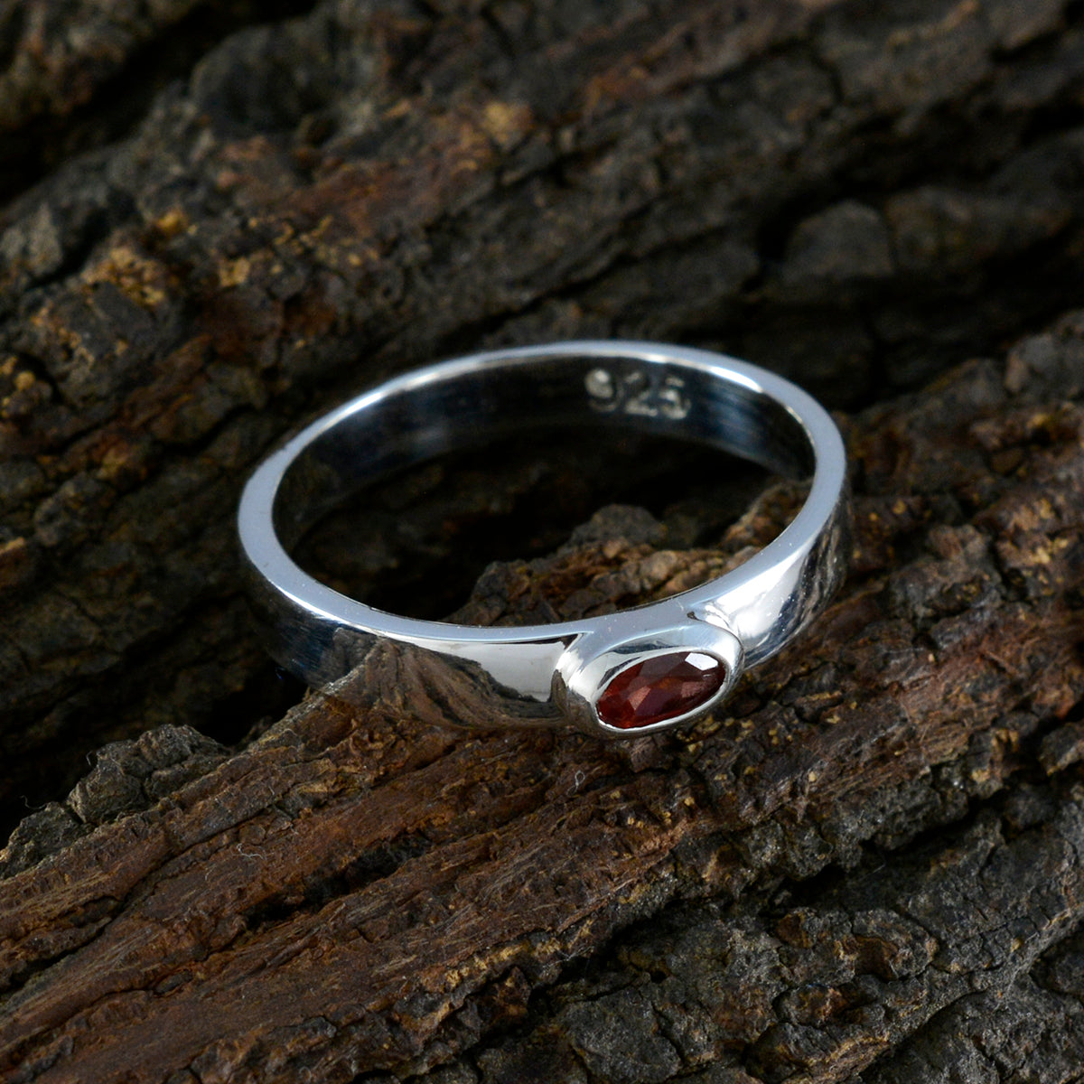 Jiwoo Trendy Red Solitaire Ring