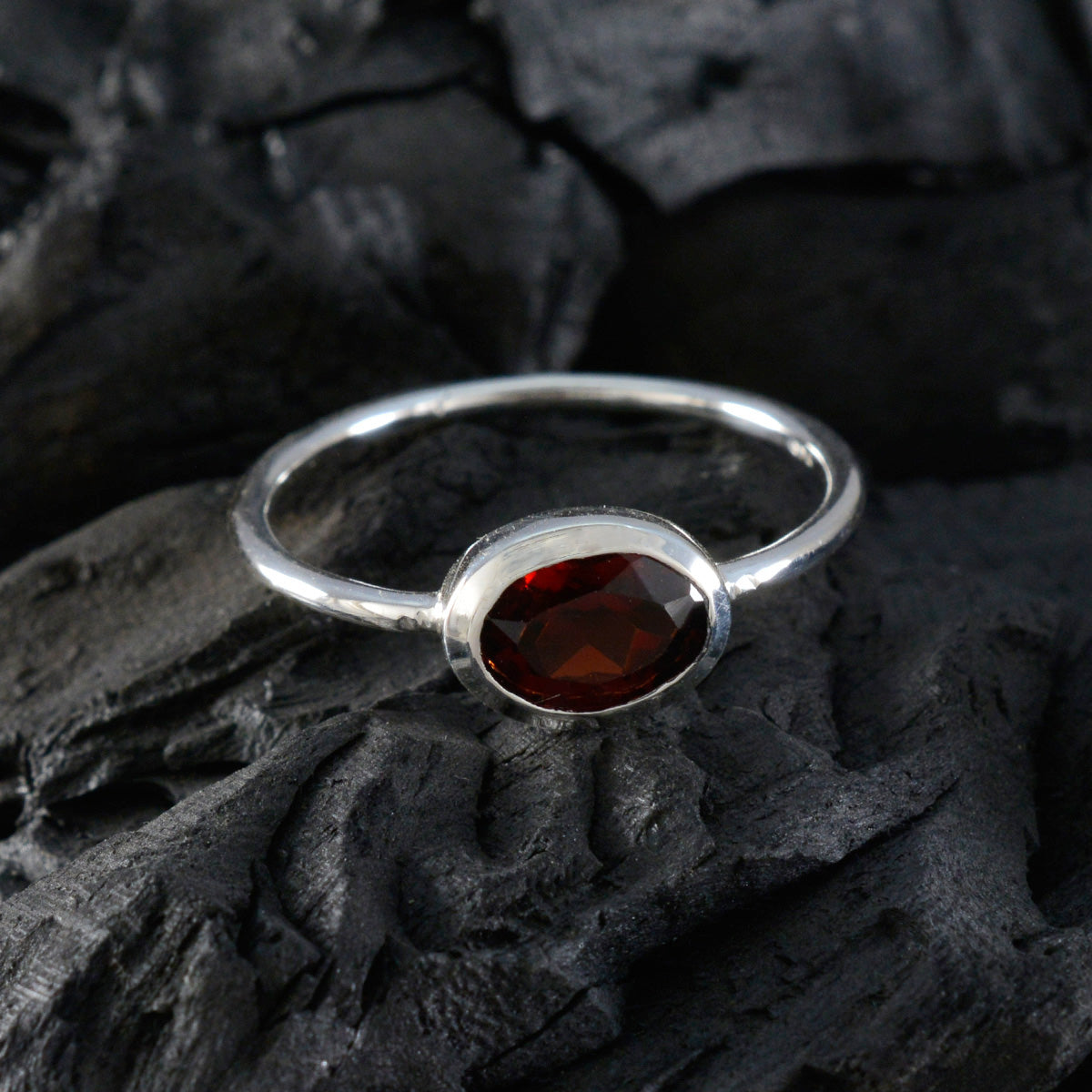 Isla Feminine Red Solitaire Ring