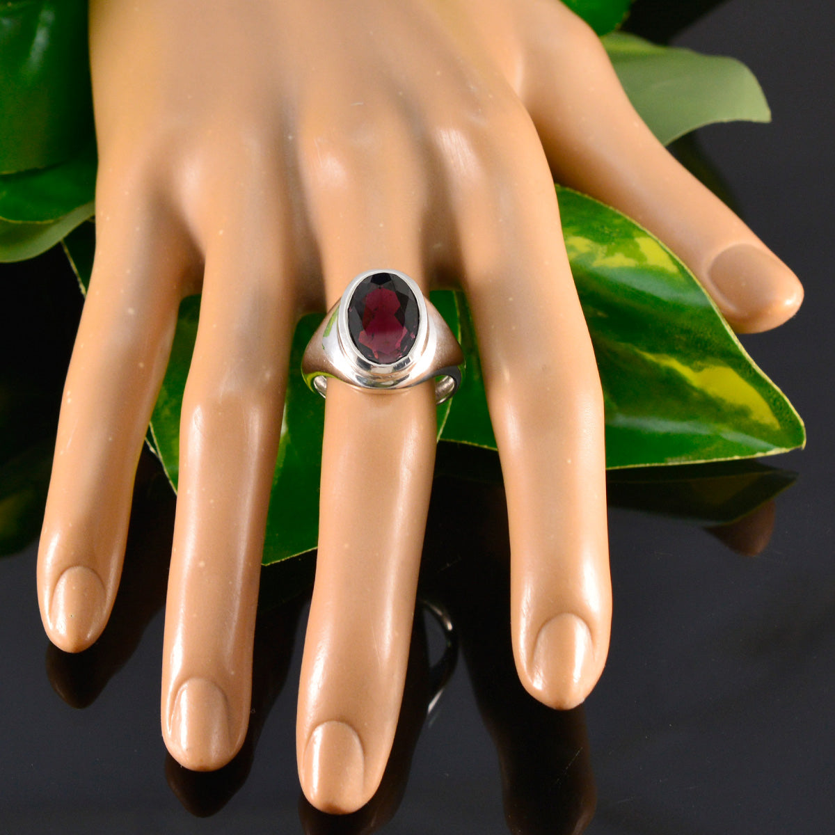 Victoria Heritage Red Solitaire Ring