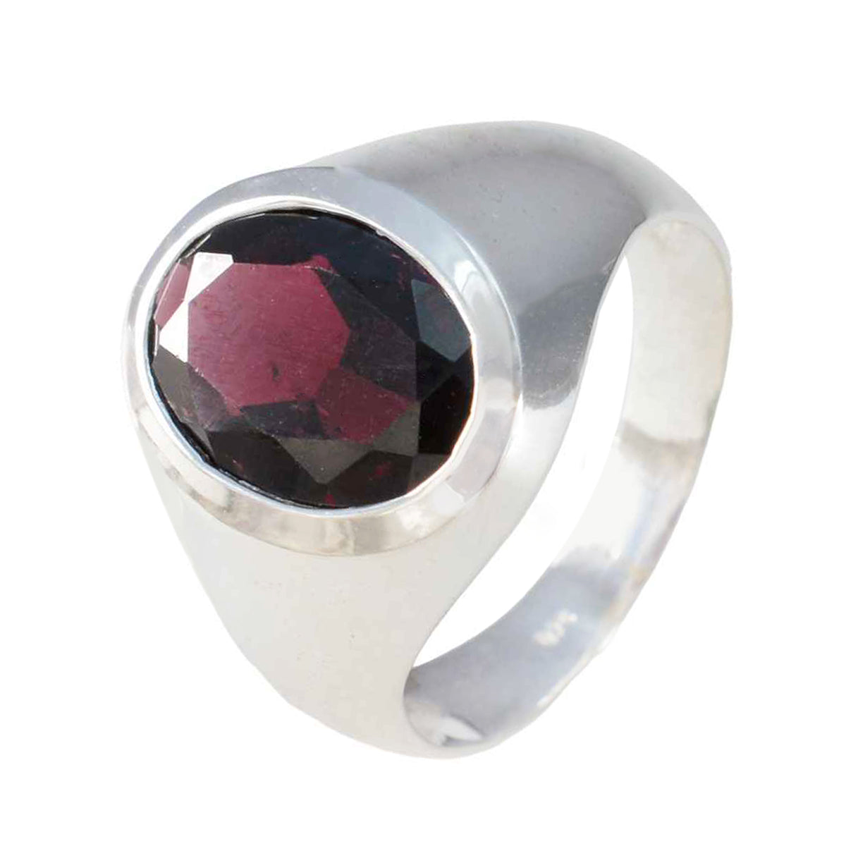 Victoria Heritage Red Solitaire Ring