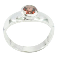 Natcha Feminine Red Solitaire Ring Garnet Red