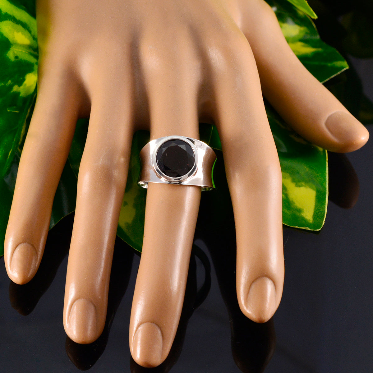 Ella Armor Red Solitaire Band