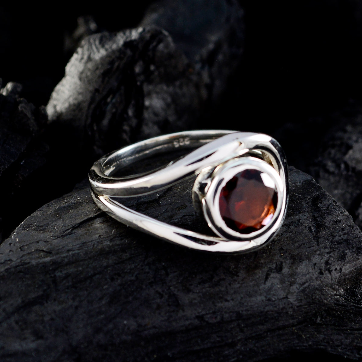 Zoe Luxurious Red Solitaire Ring
