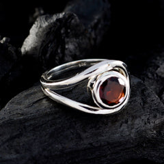 Zoe Luxurious Red Solitaire Ring