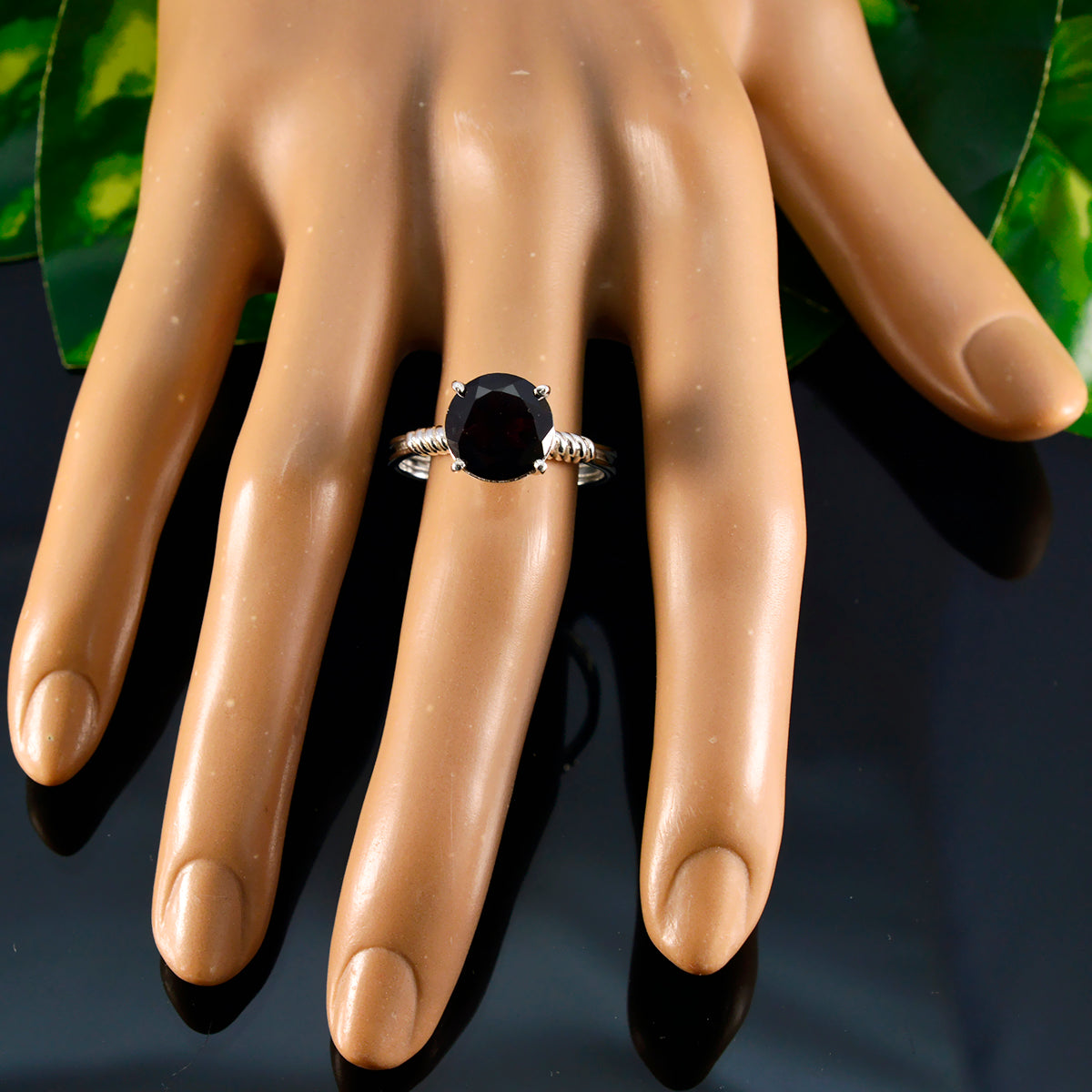 Bella Trendy Red Solitaire Ring