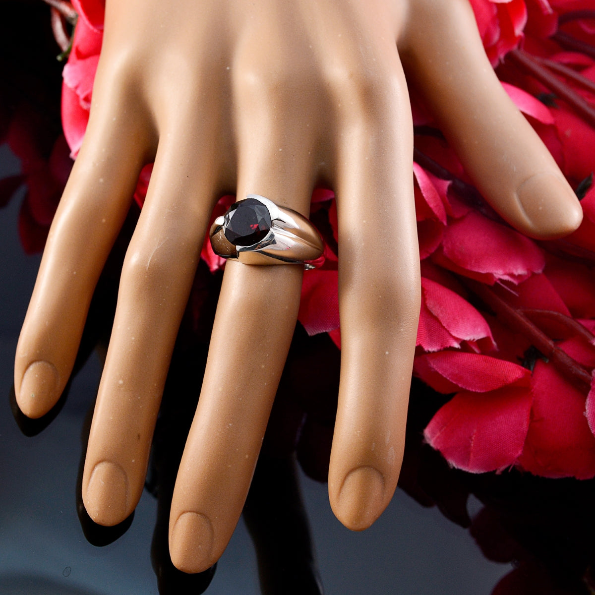 Valentina Sophisticated Red Solitaire Ring