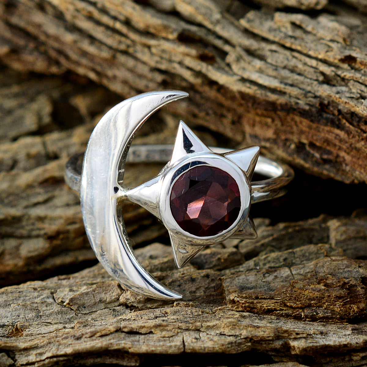 Kristine Moon & Star Red Solitaire Ring