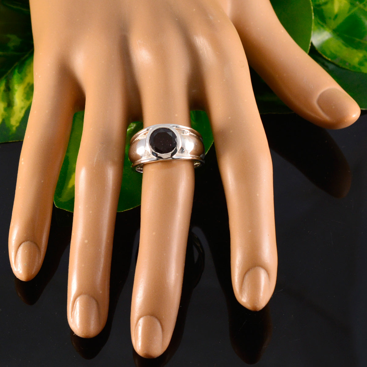 Araya Feminine Red Solitaire Ring