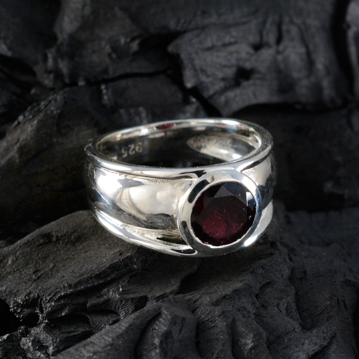 Araya Feminine Red Solitaire Ring