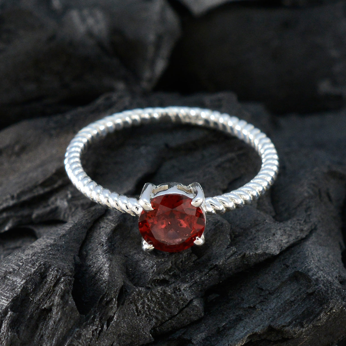 Li Lee Twist Red Solitaire Ring