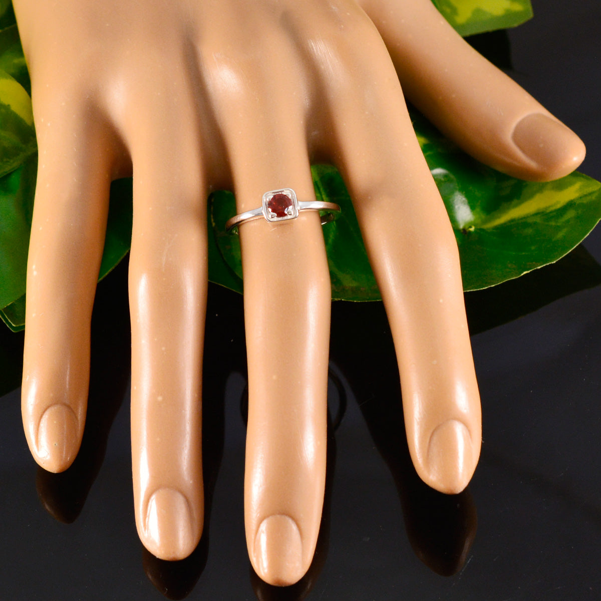 Ha-eun Glamorous Red Solitaire Ring