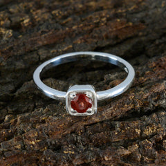Ha-eun Glamorous Red Solitaire Ring