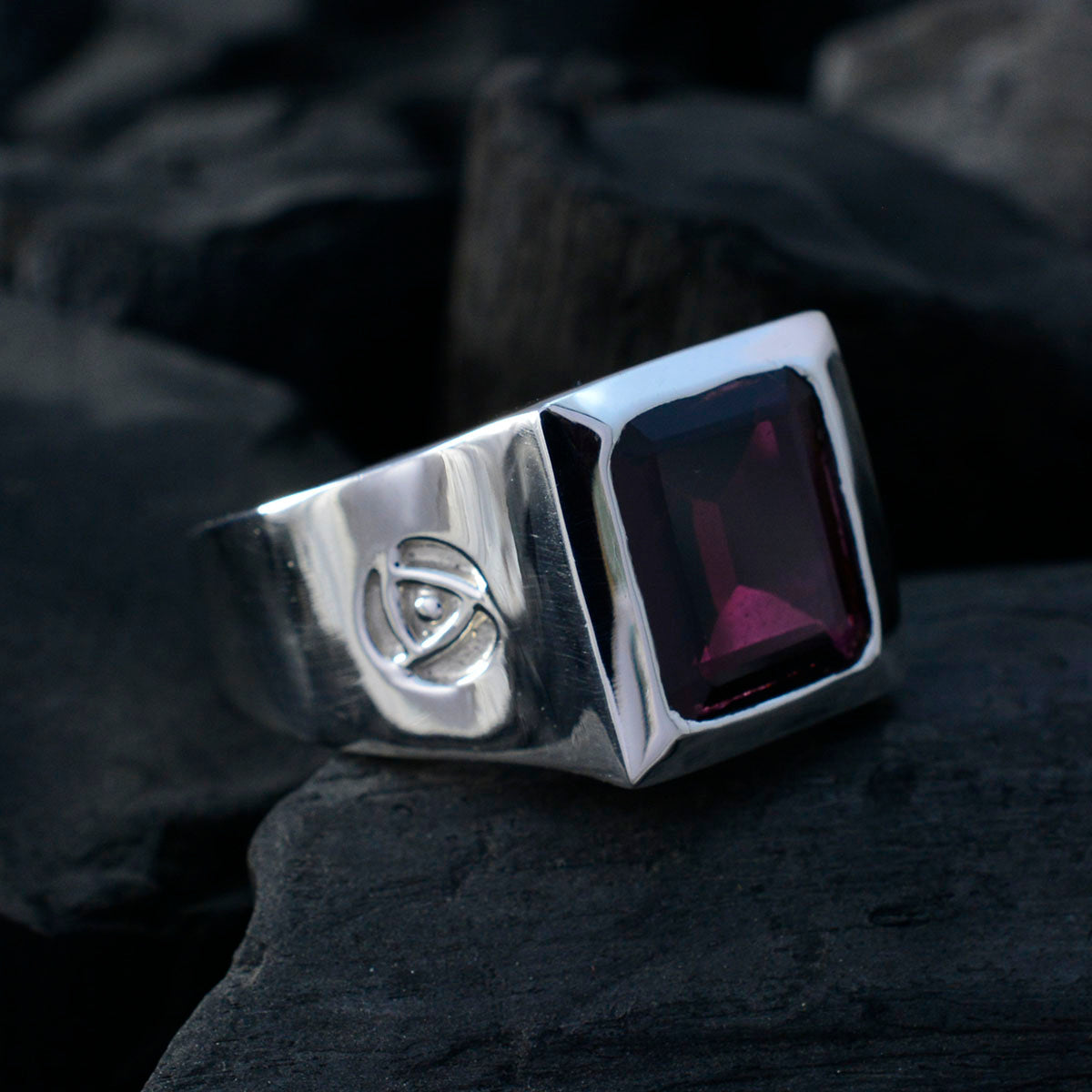 Riya Armor Red Solitaire Ring