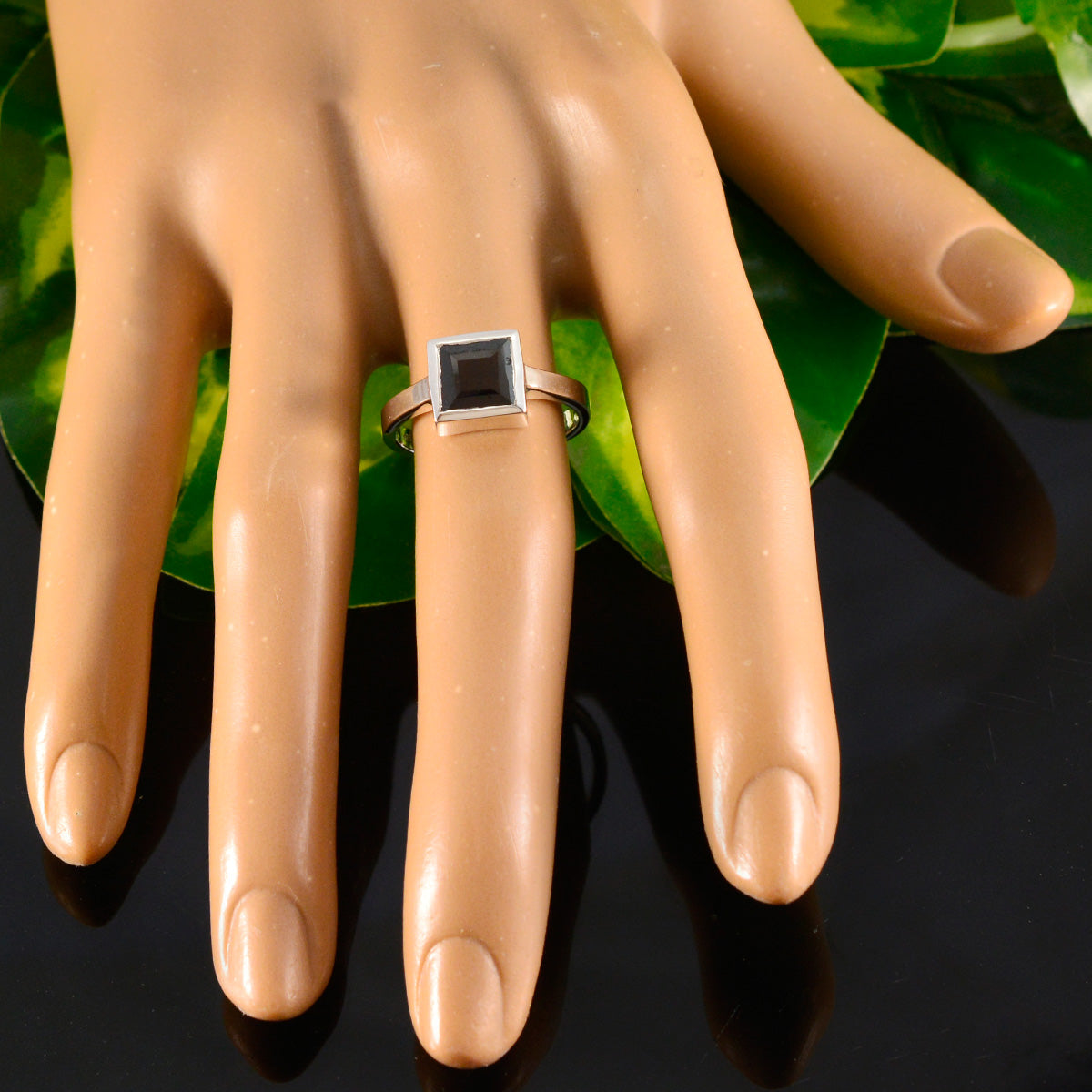 Lucy Romantic Red Solitaire Ring