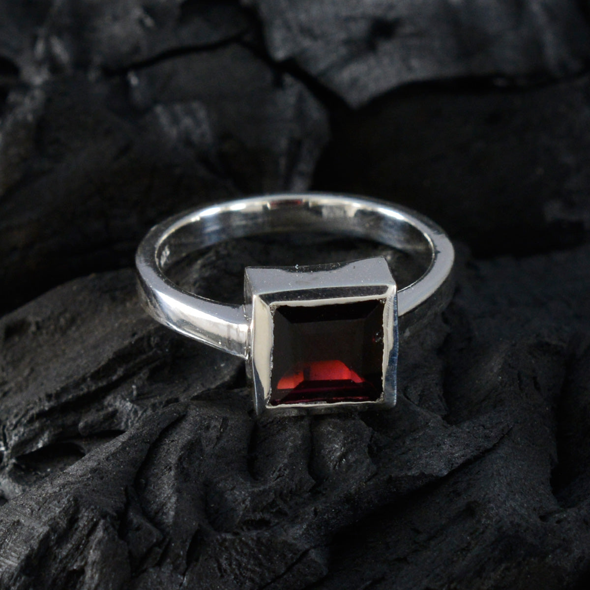 Lucy Romantic Red Solitaire Ring