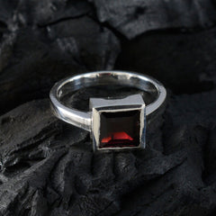 Lucy Romantic Red Solitaire Ring