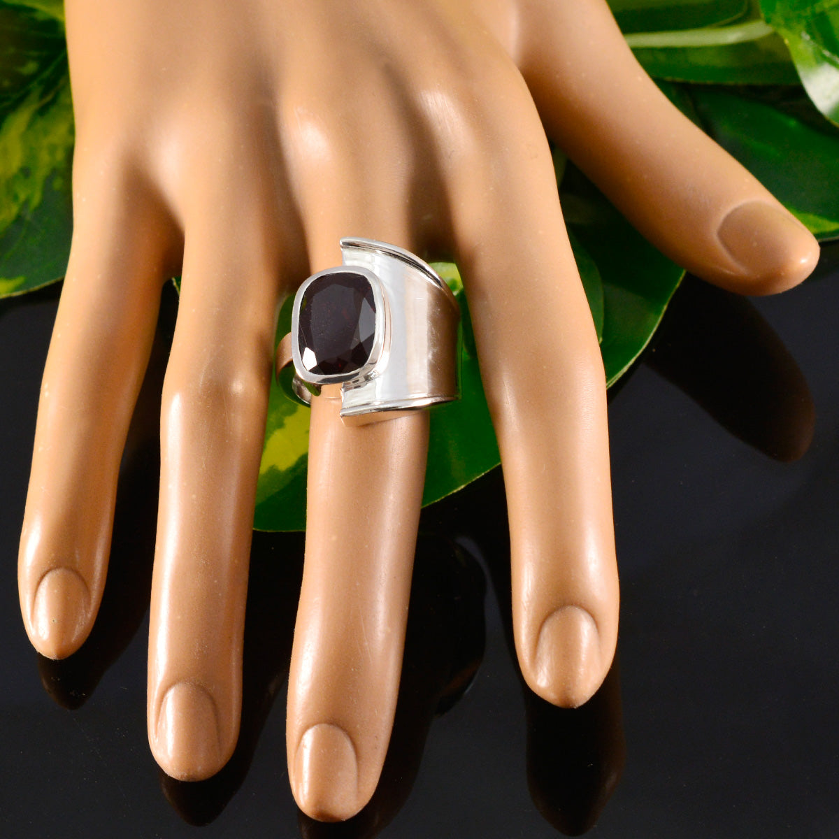 Aisha Trendy Red Solitaire Ring