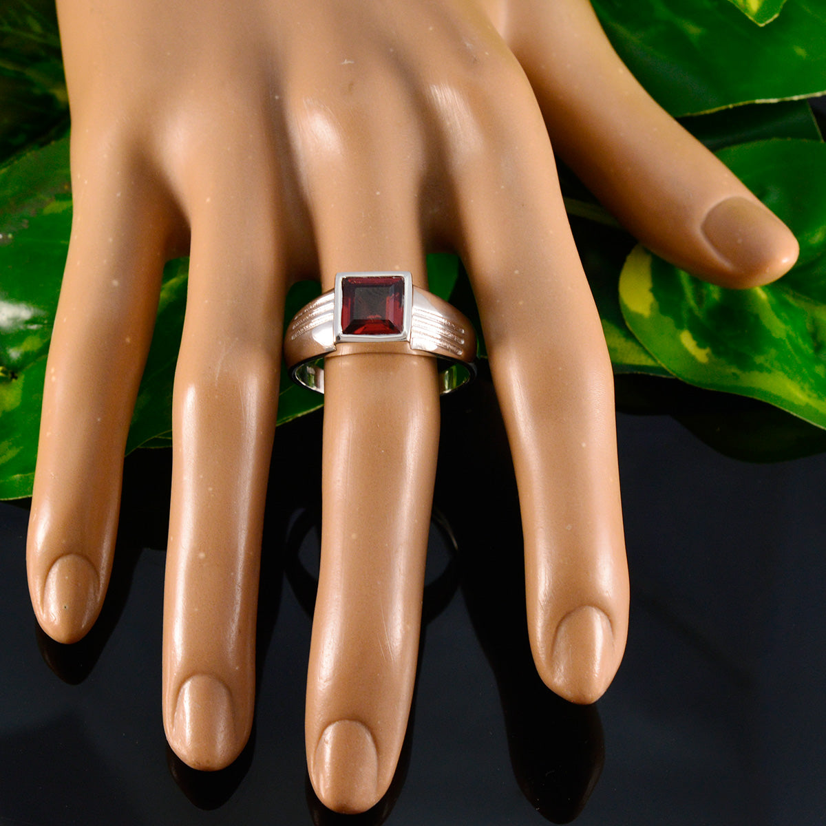 Aisha Feminine Red Solitaire Ring
