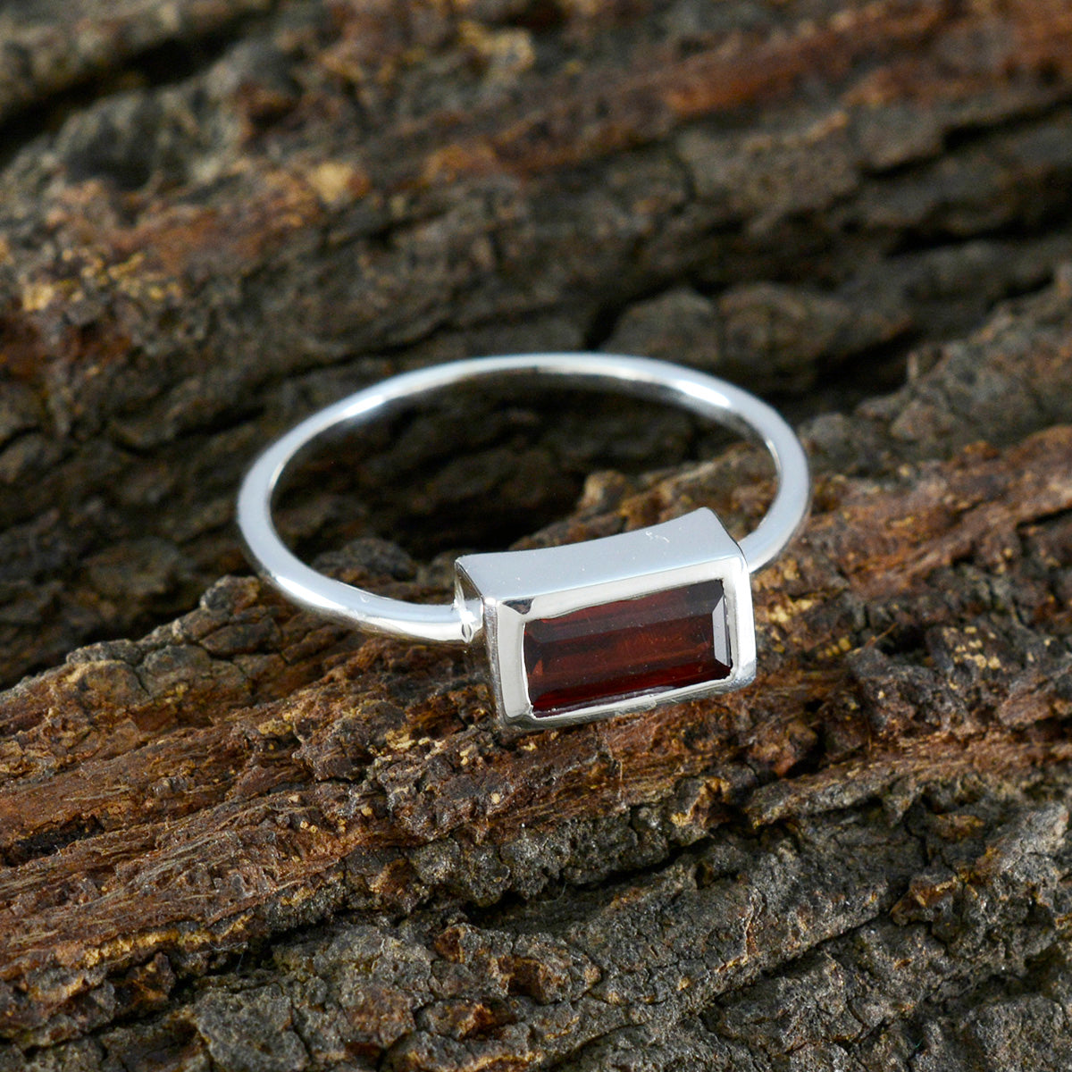 Meera Trendy Red Solitaire Ring