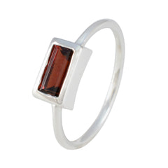 Meera Trendy Red Solitaire Ring