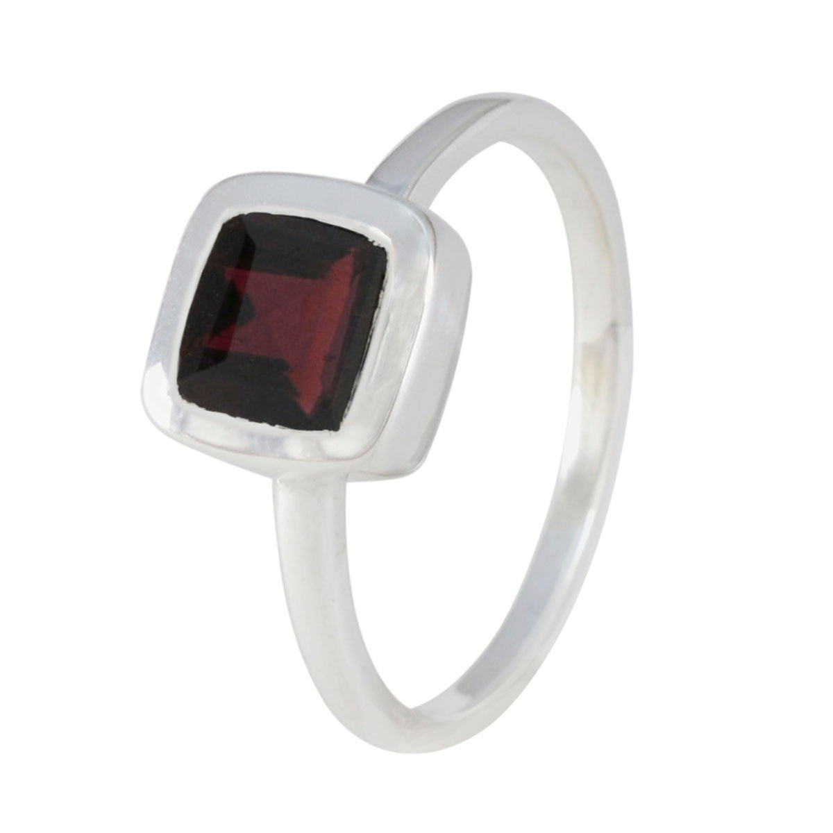 Liyana Glamorous Red Solitaire Ring