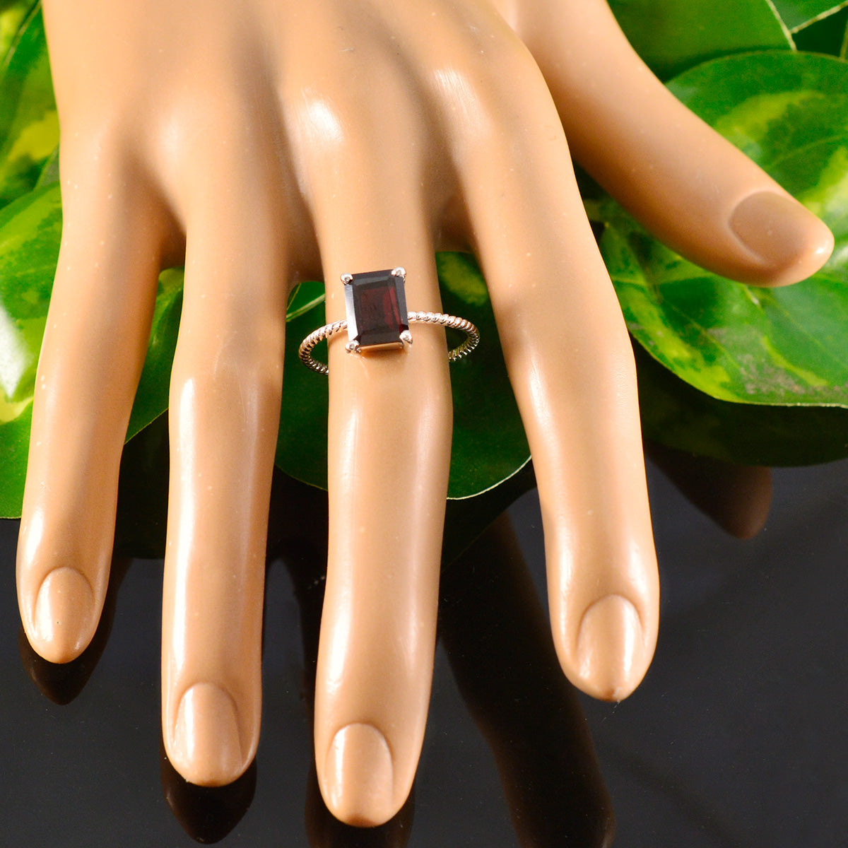 Ayaka Twist Red Solitaire Ring