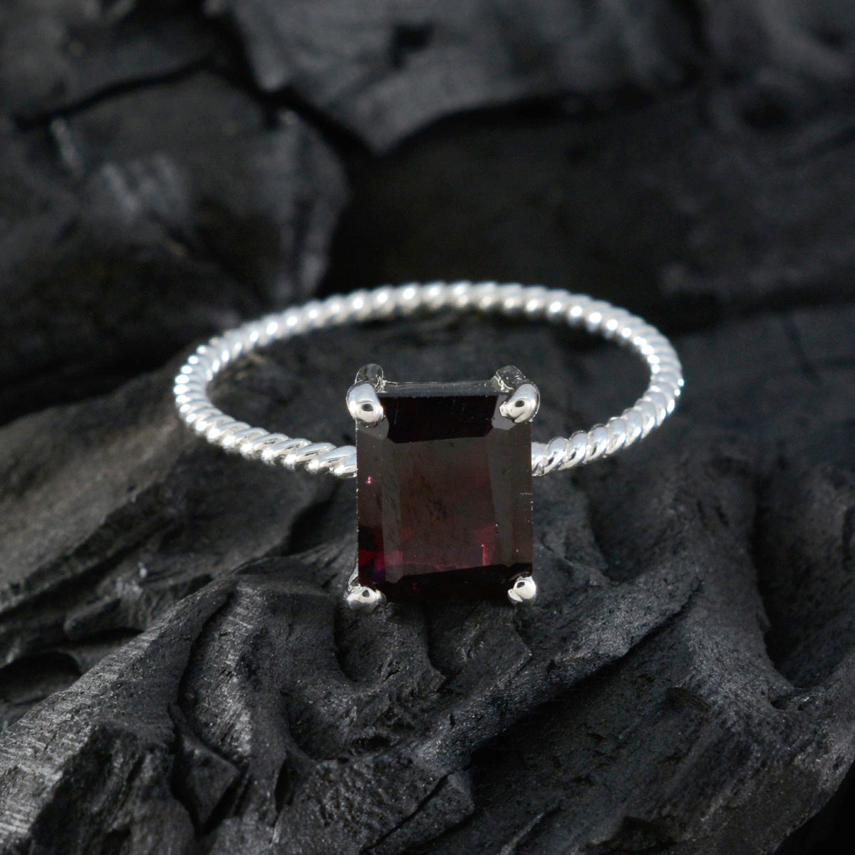 Ayaka Twist Red Solitaire Ring