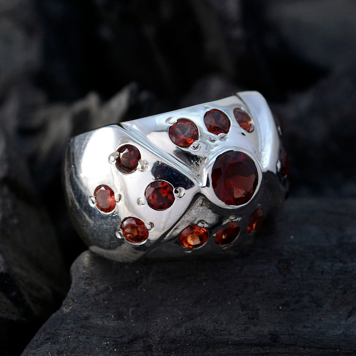 Inès Ethnic Red multiple Ring