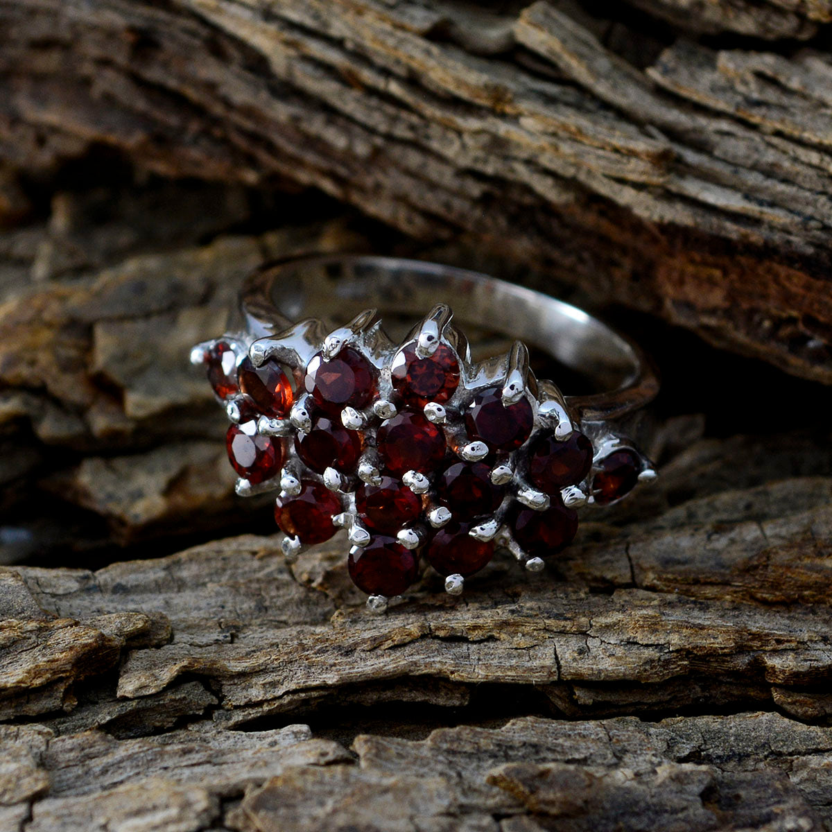 Saanvi Glamorous Red multiple Ring