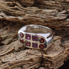 Stella Signet Red octa Ring