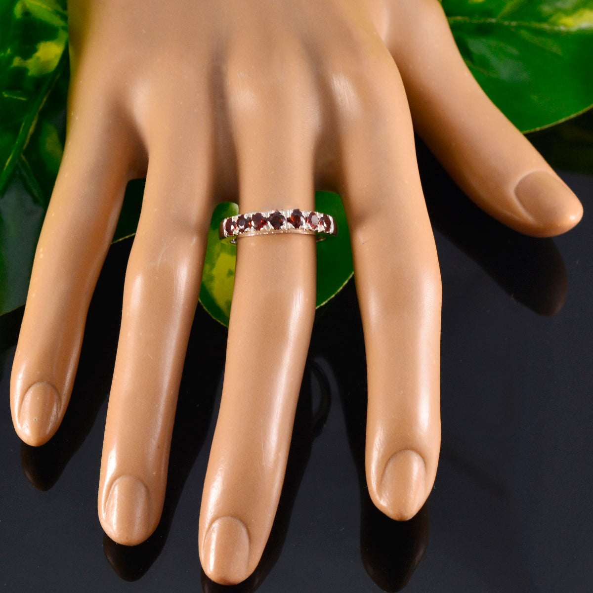 Jiwoo Graceful Red Hepta Band