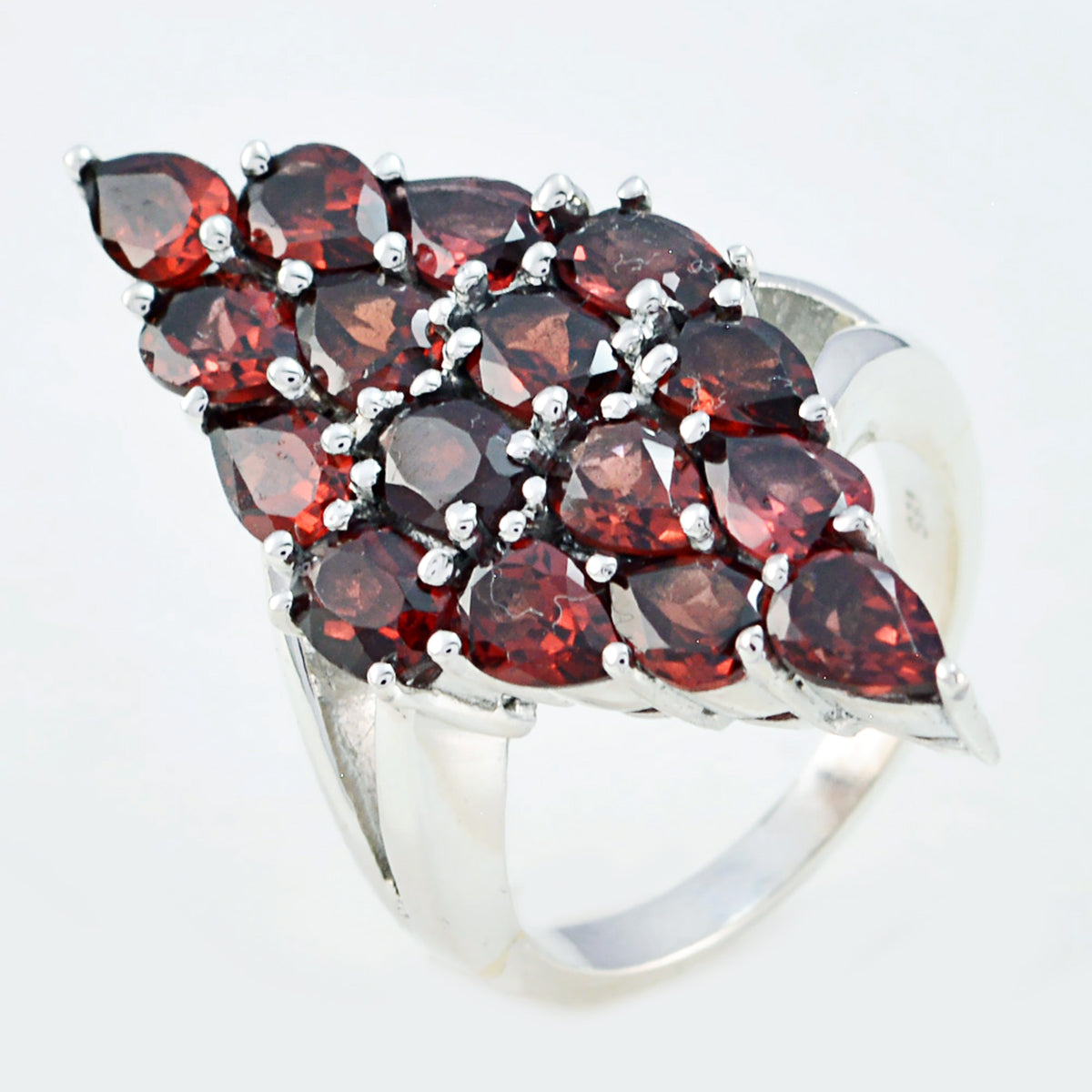 Violet antique Red multiple Ring