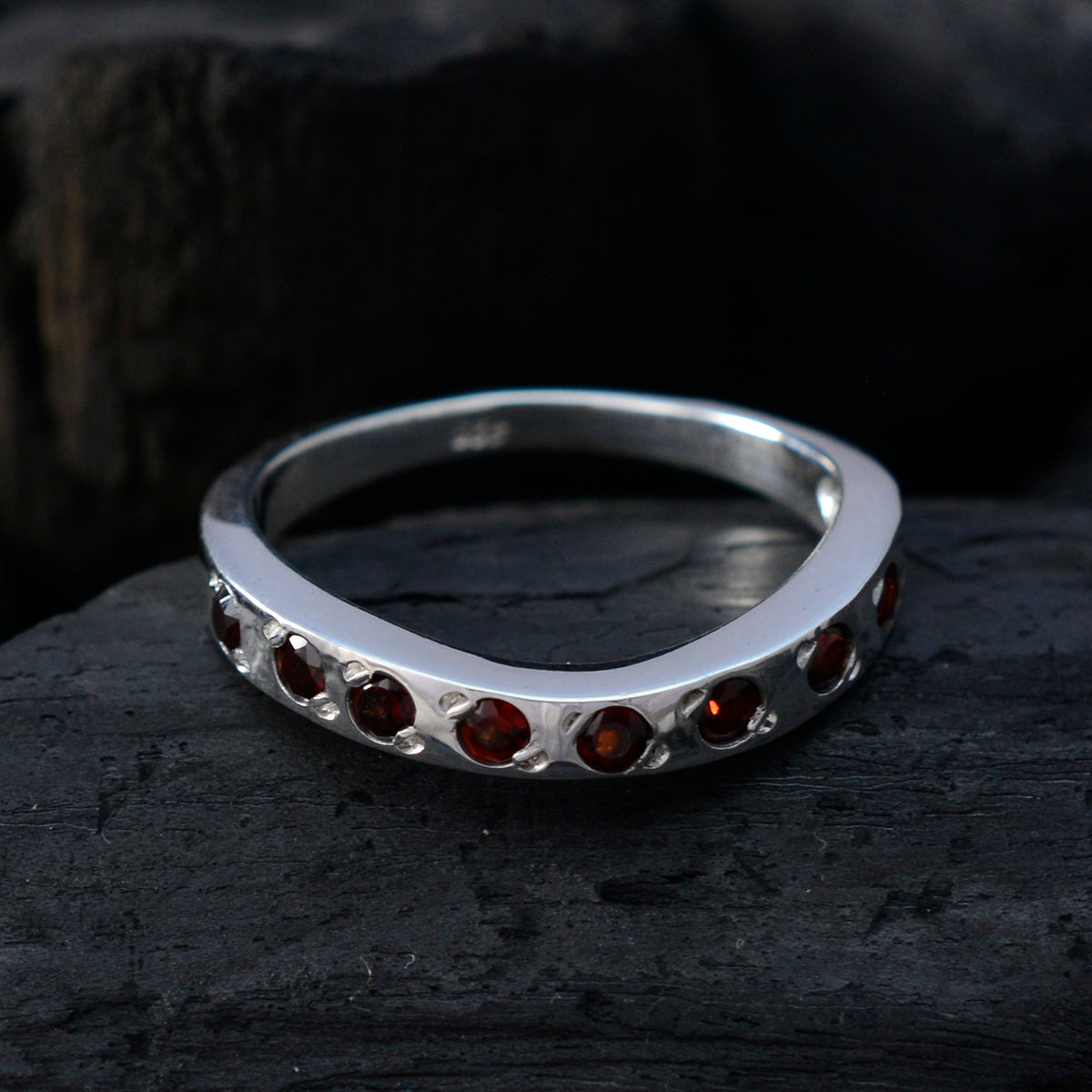 Min-seo Eternity Red multiple Band