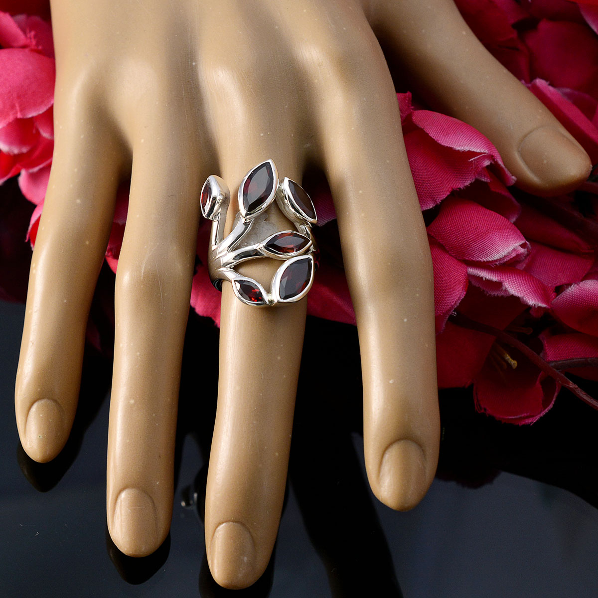 Liyana Leafy Red Hexa Ring