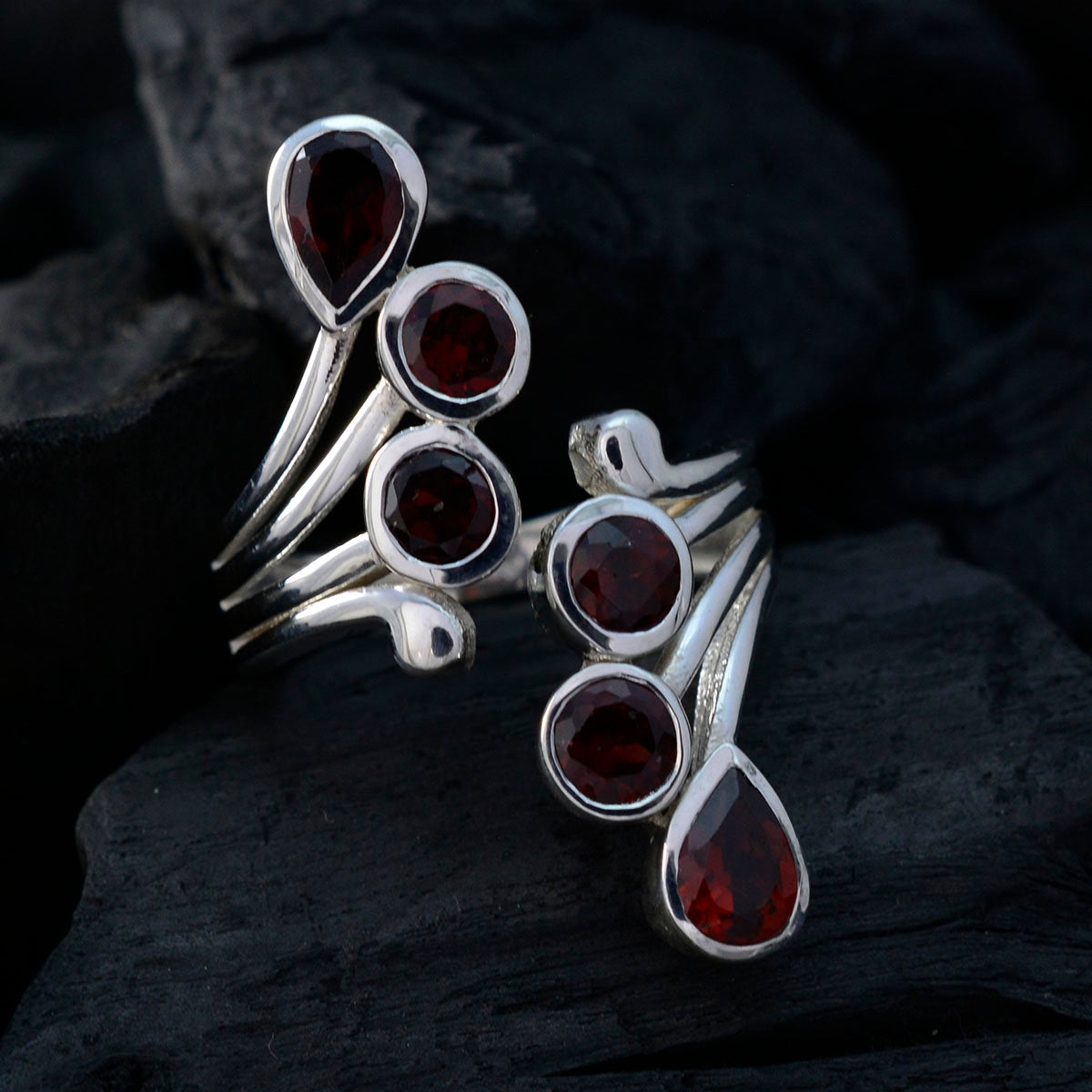 Yasmin Trendy Red Hexa Ring