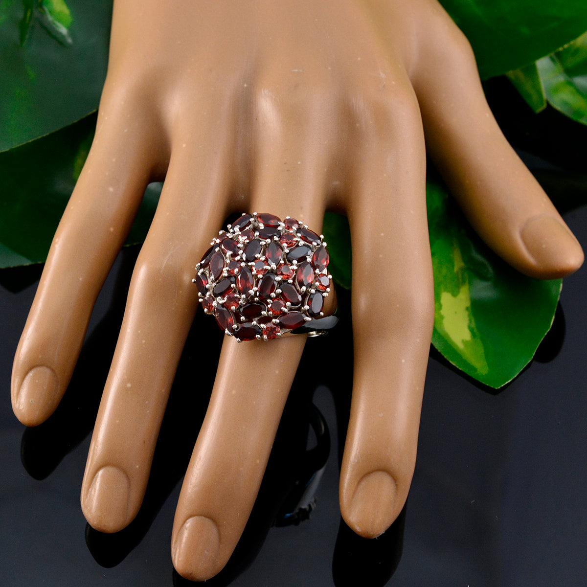Zoey Heritage Red multiple Ring