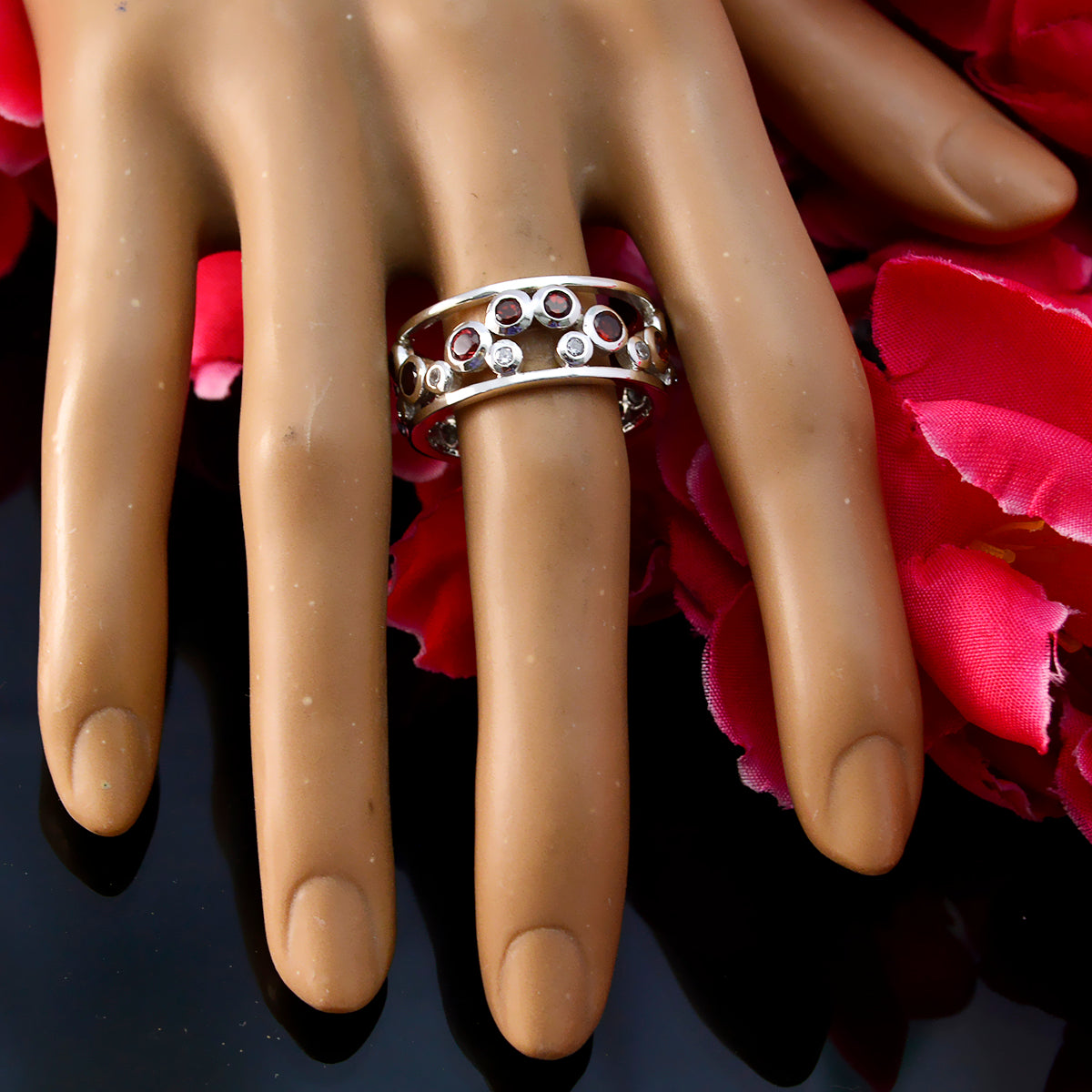 Lorena Eternity Red multiple Band