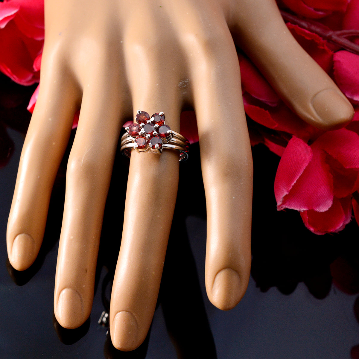 Natalie Floral Red Hepta Ring