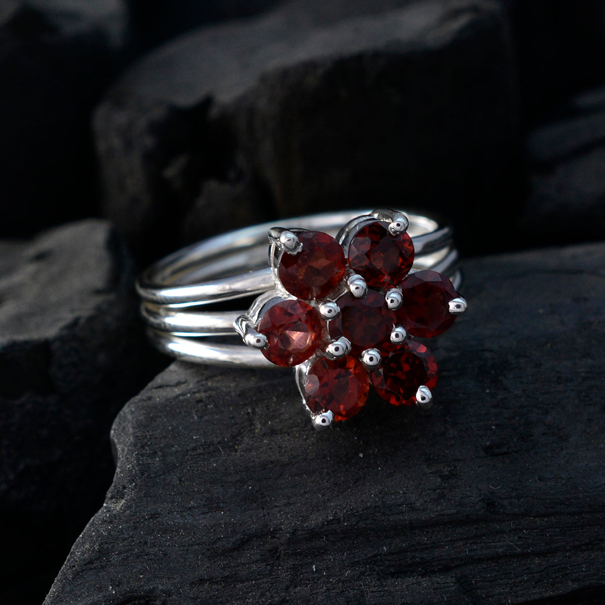 Natalie Floral Red Hepta Ring
