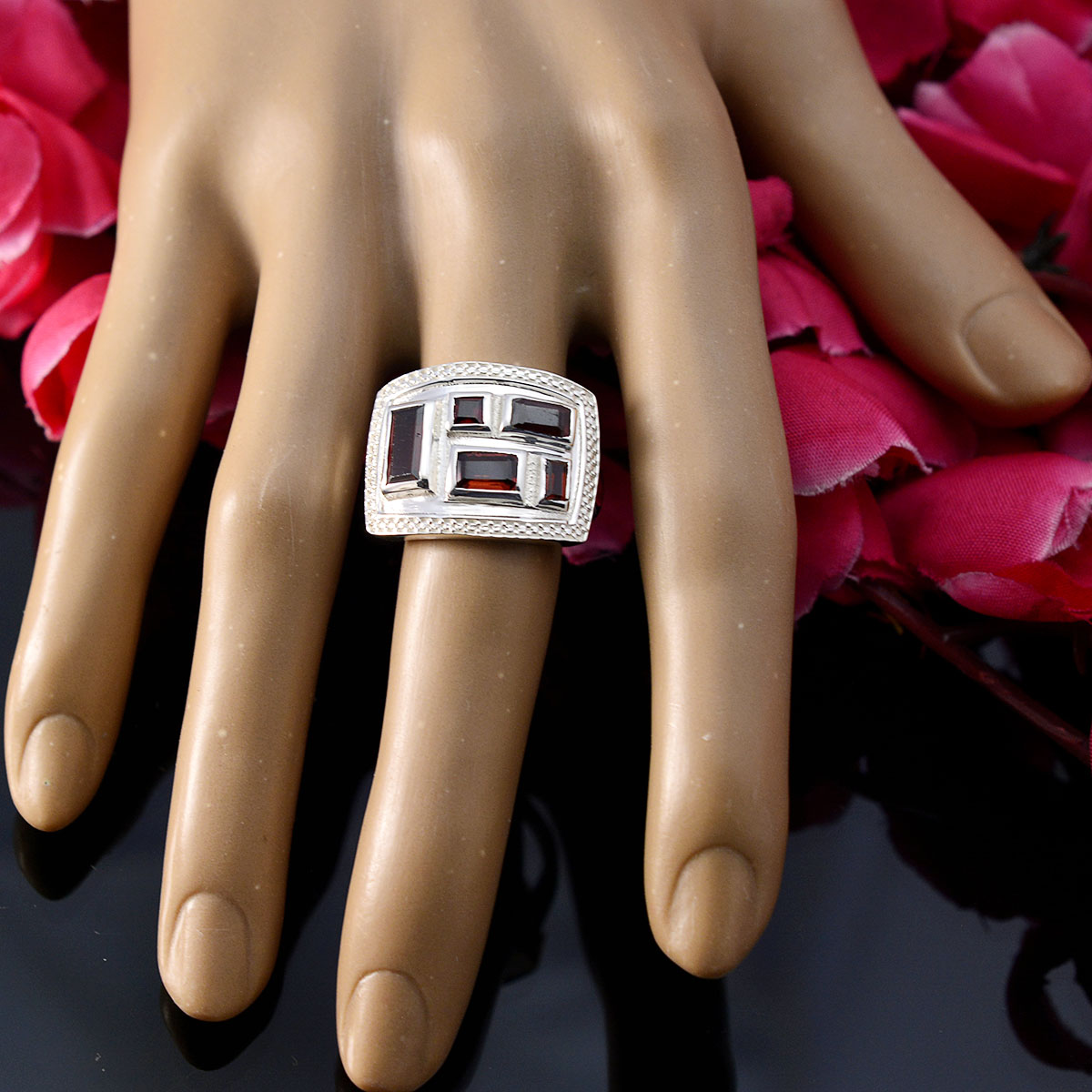 Hazel Contemporary Red penta Ring