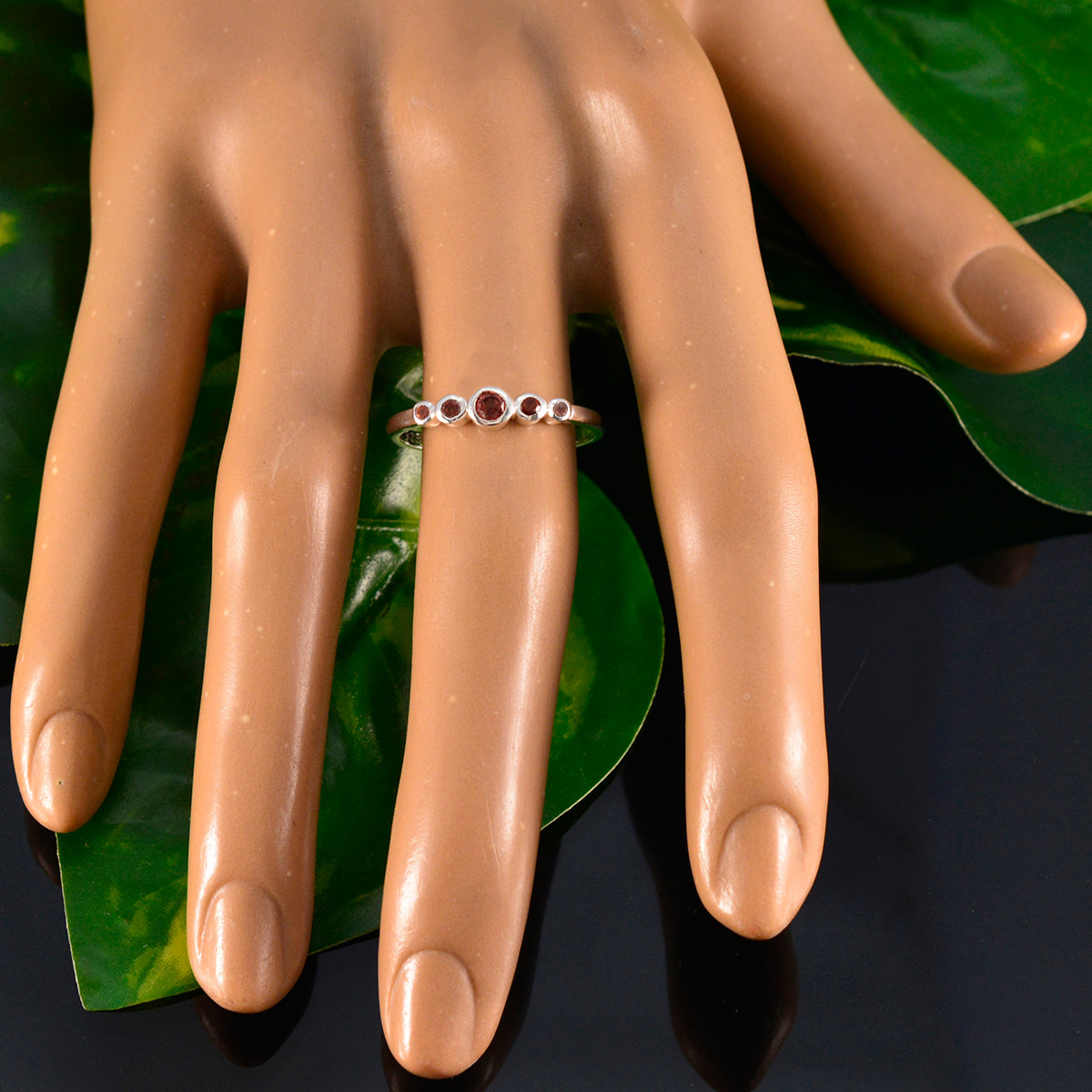 Yan Abstract Red Penta Ring