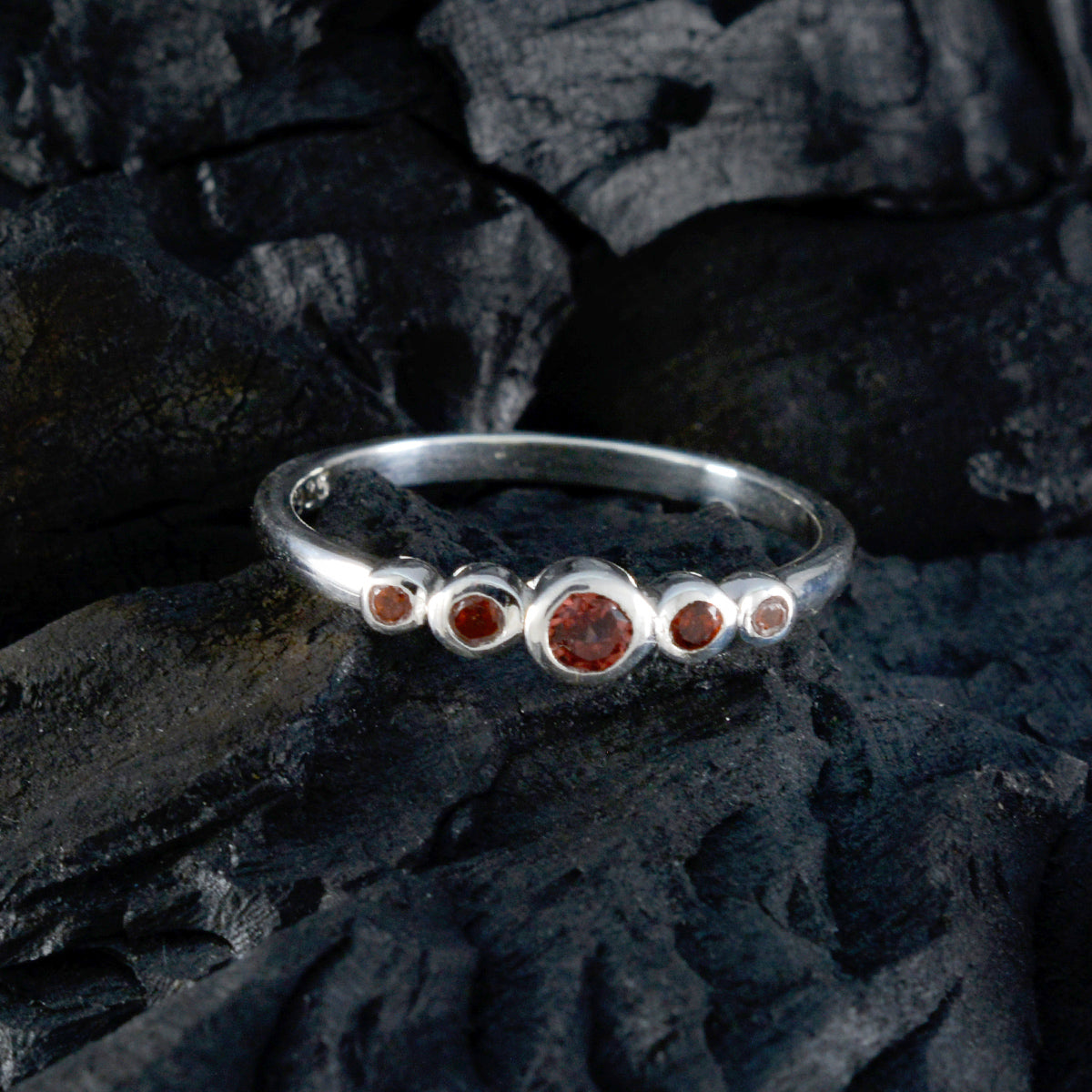 Yan Abstract Red Penta Ring