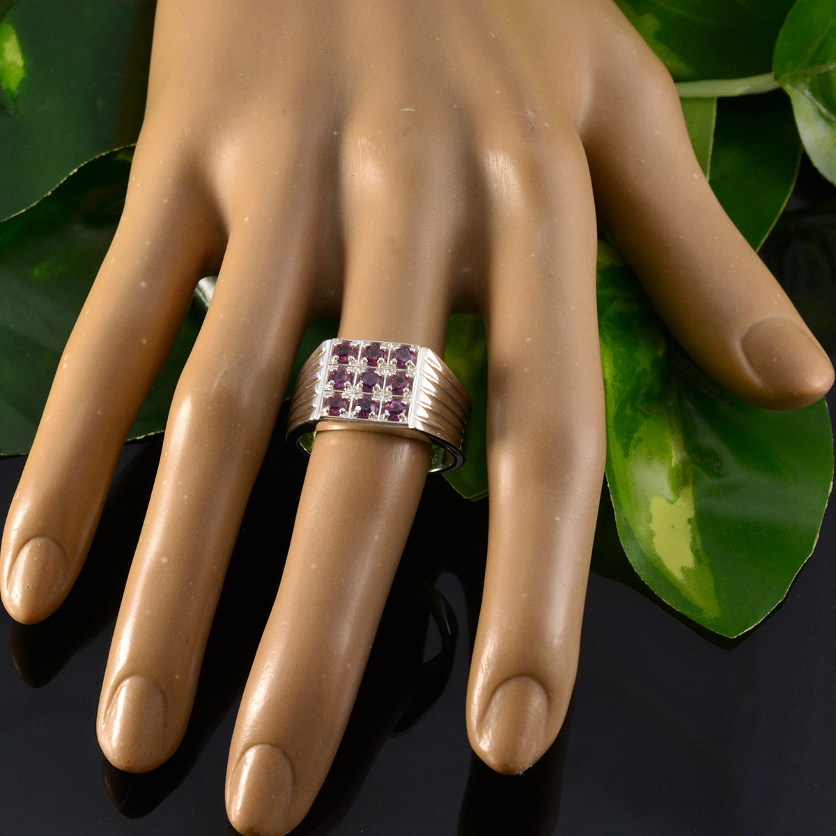 Bianca Trendy Red navratna Ring