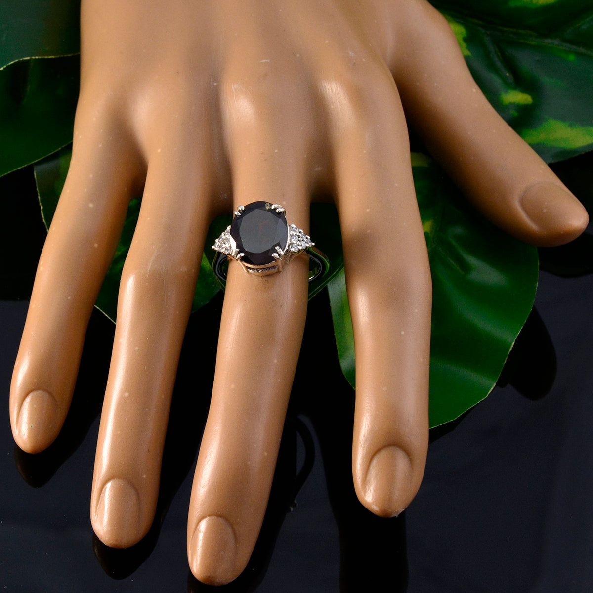 Riley Sophisticated Red Halo Ring