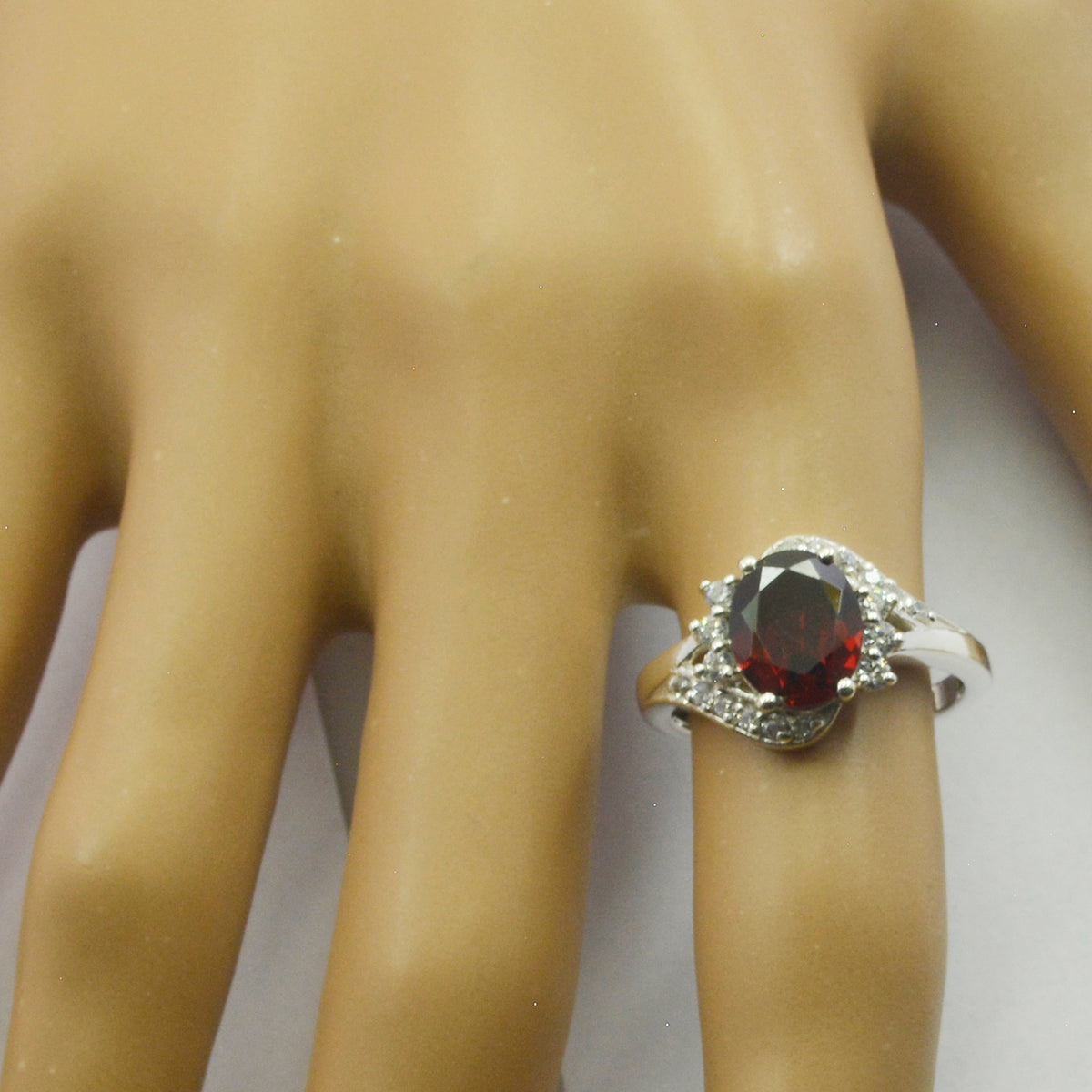 Mathilde Boho Red Halo Ring