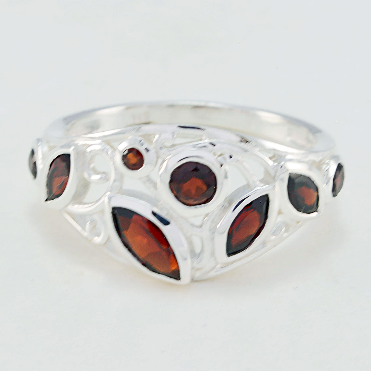Inès Cultural Red multiple Ring