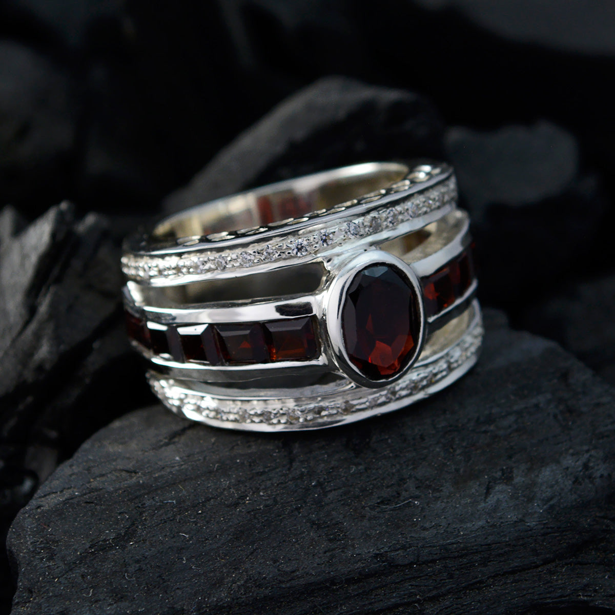 Nova Modern Red Halo Ring