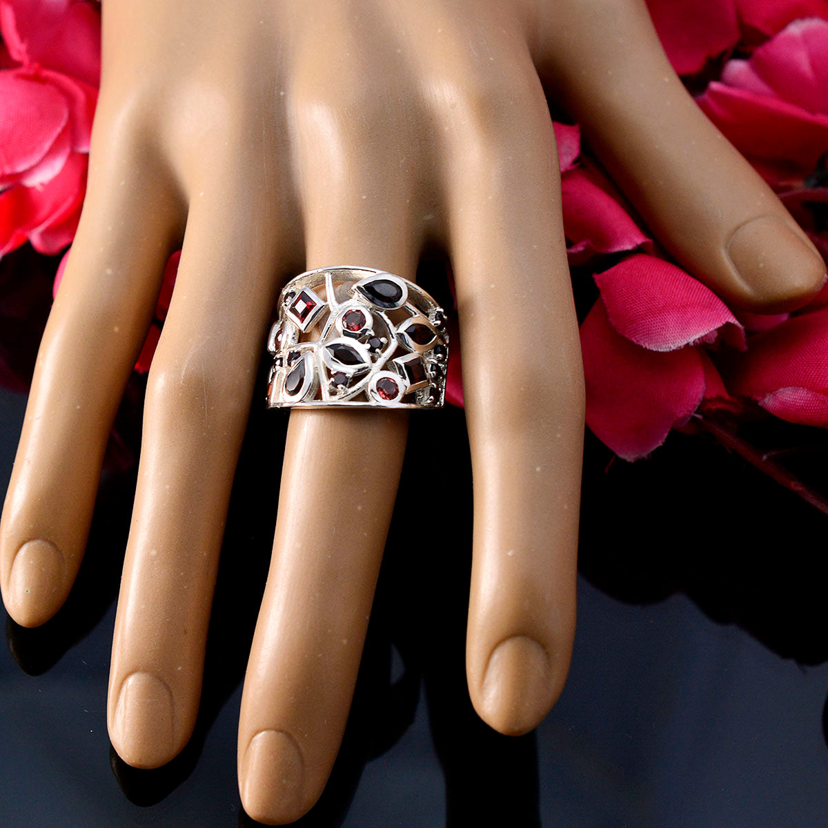 Alejandra Heritage Red multiple Ring